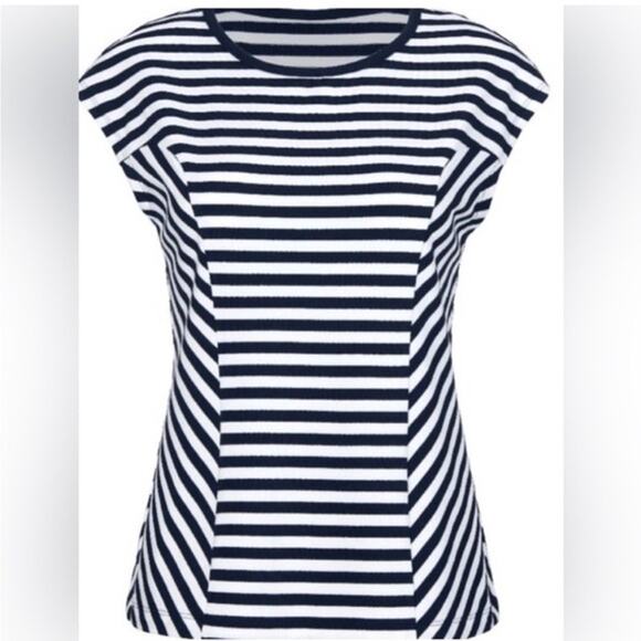 Cabi Illusion Tee # 6337 Size Small - Picture 3 of 7